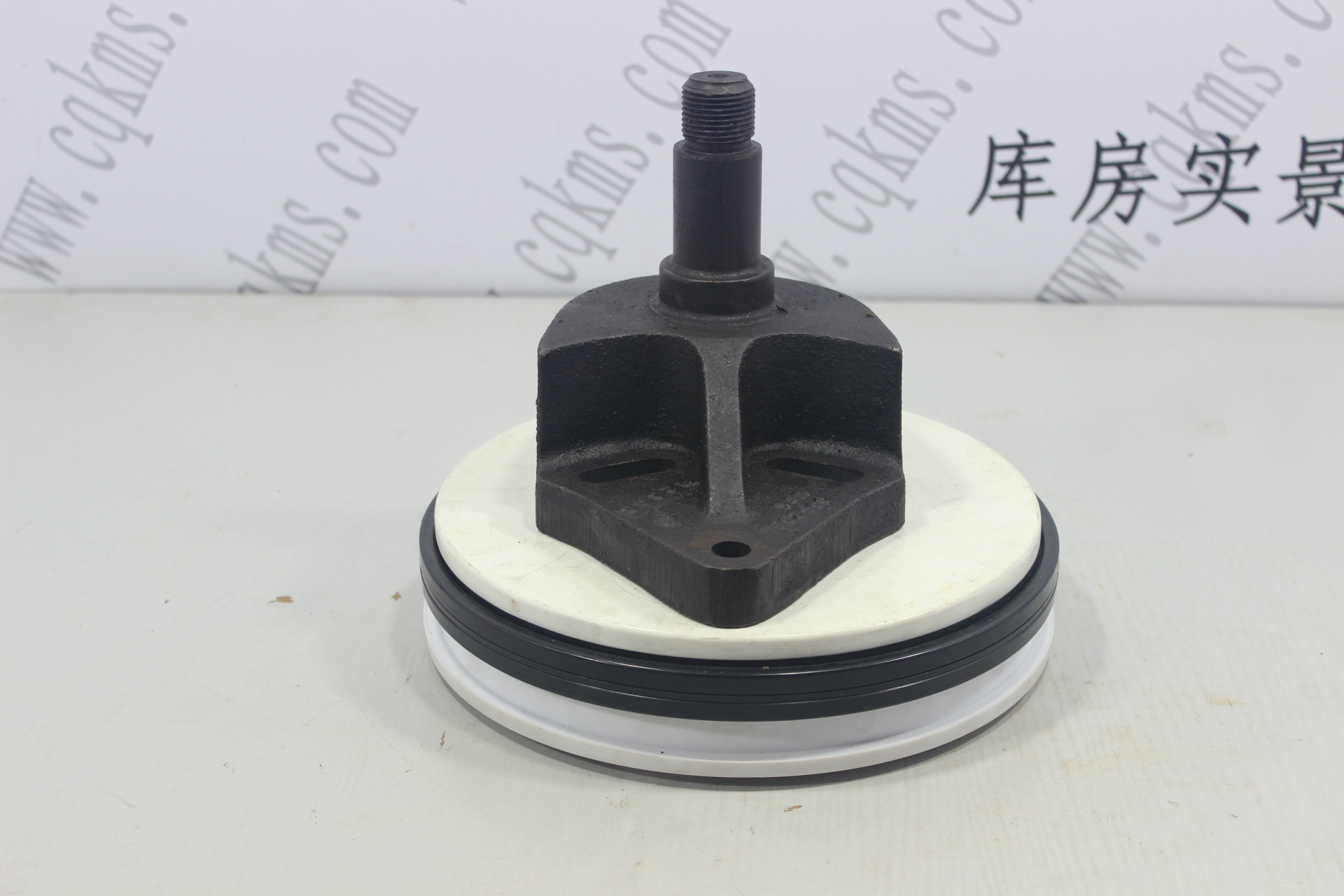 kms01484-3052988-风扇主轴-用于N14康明斯发动机-N14-参考规格高17*长19CM-参考重量4.2-4.2图片4