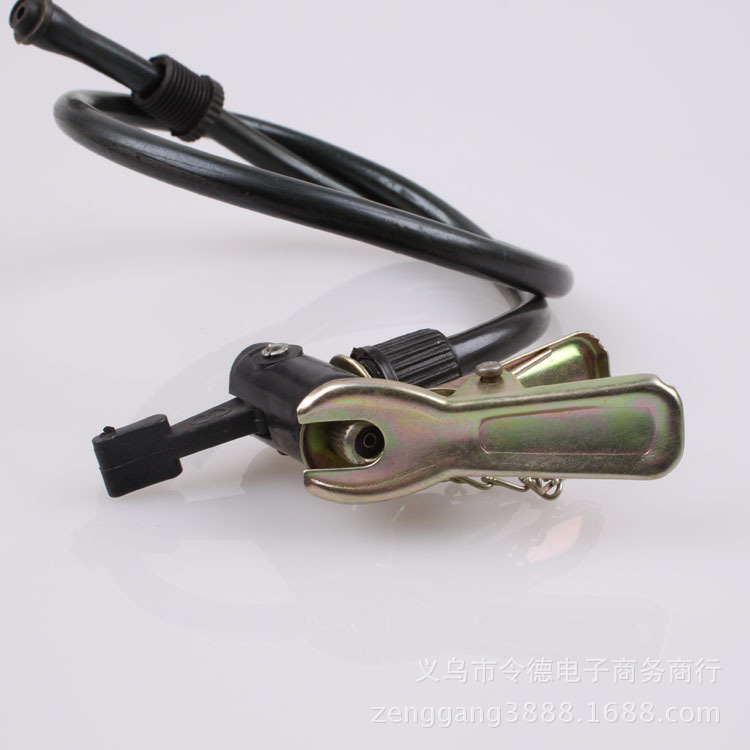 1382822380_1036000191