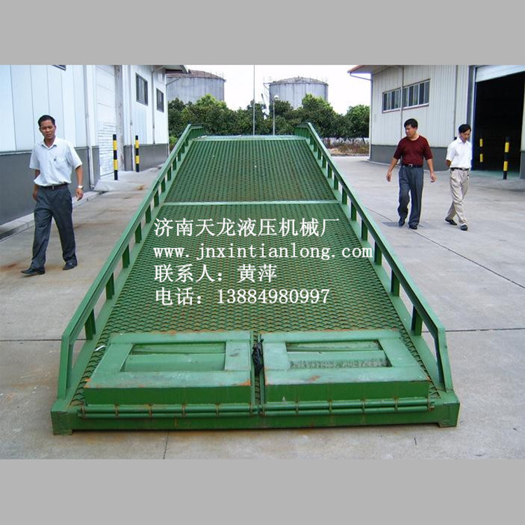 移动式登车桥17_副本