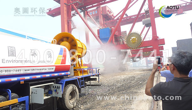 昆明奥图AOTU-135型喷雾抑尘车6