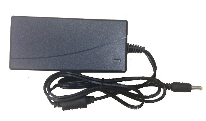 12V3A简小S外壳白底