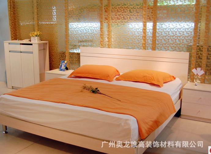 818897981_1907006012