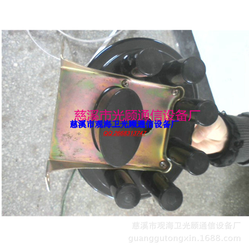 帽式光缆接头�? height=