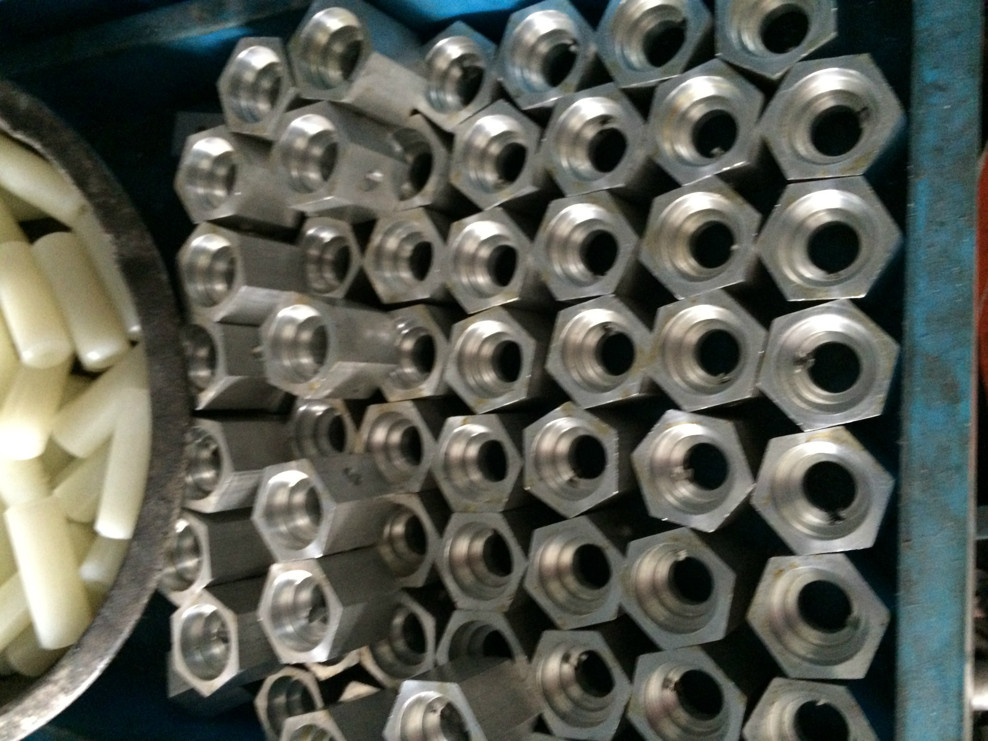 数控车床大小批量加工、CNC加工中心配件加工、食品机械配件加工