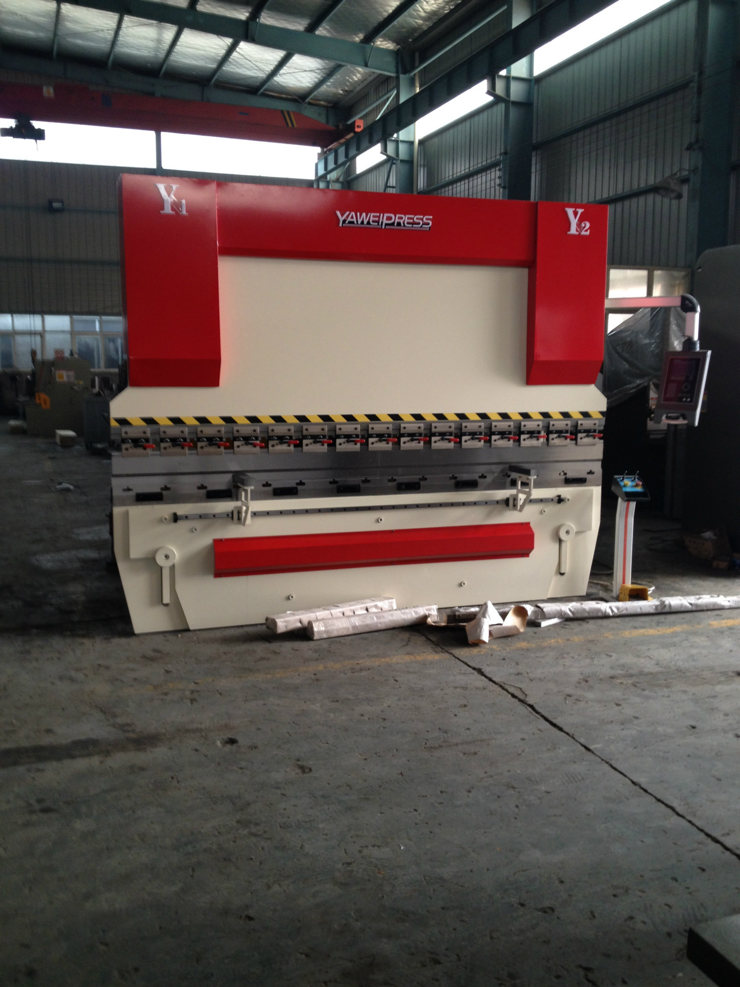 电液私服折弯机