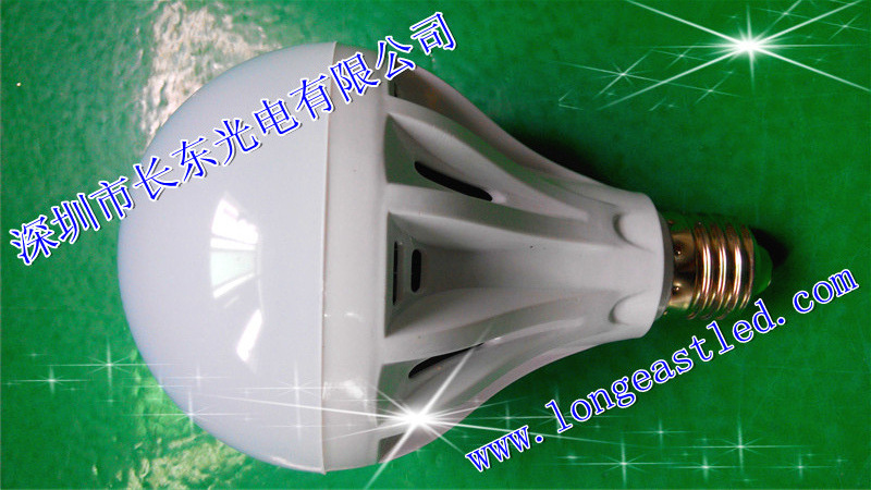 12W塑料球泡灯E27灯头
