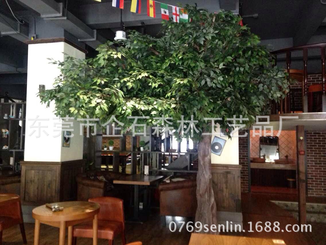 仿真榕树