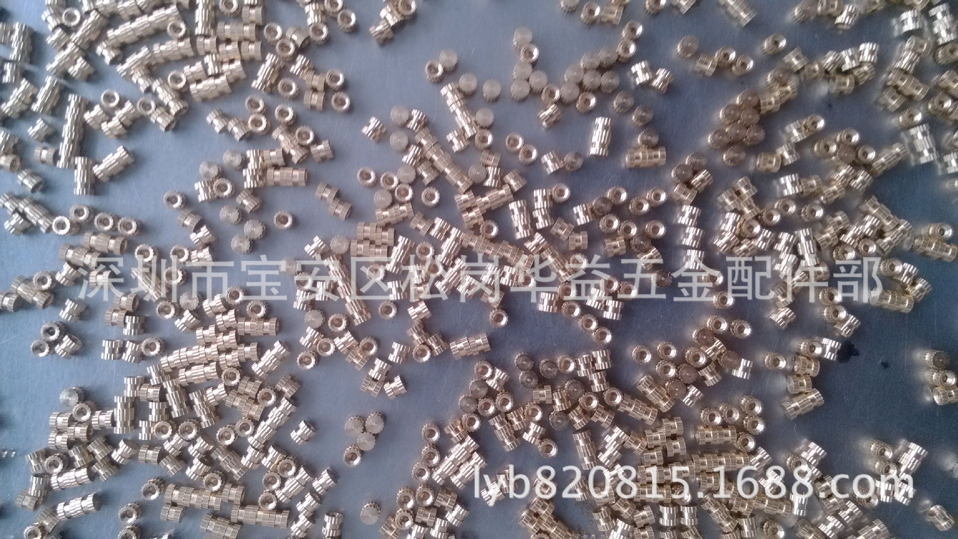 厂家直销环保铜螺母.注塑铜螺母.滚花铜螺母.各种规格齐全