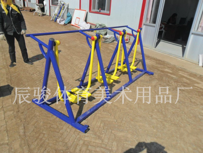 三联漫步�? height=