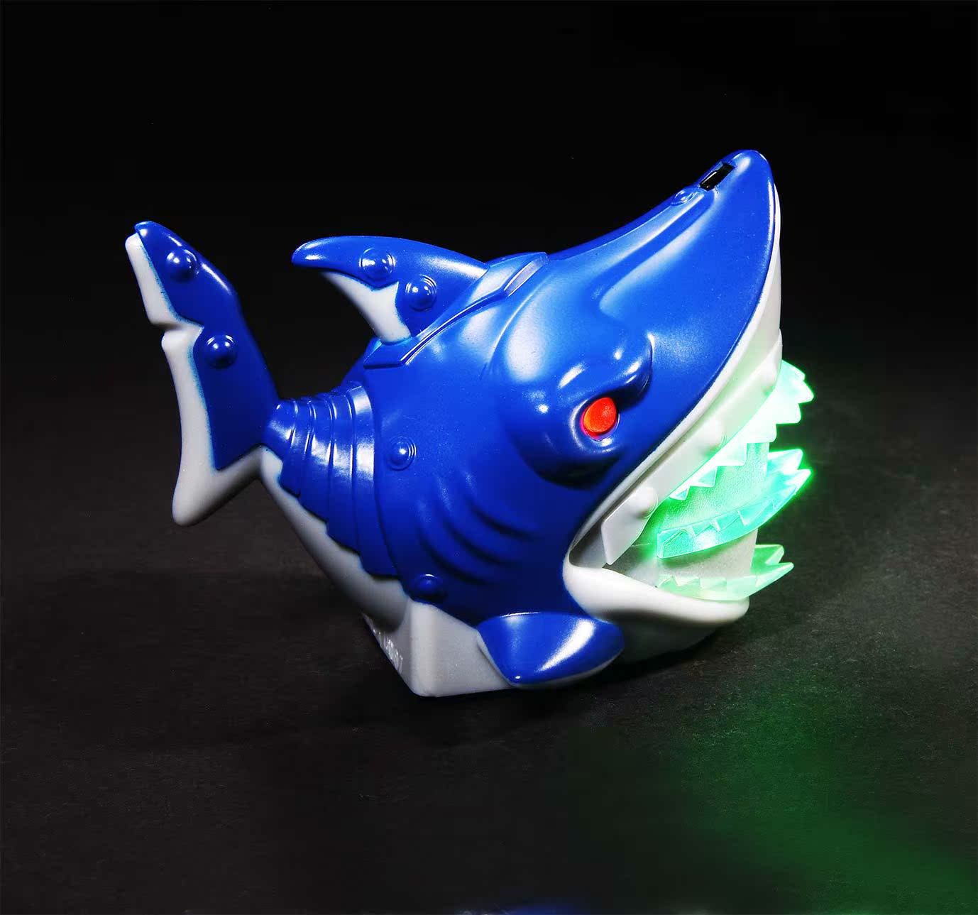小鲨鱼遥控玩具车 发光 遥控玩具车儿童玩具发光玩具