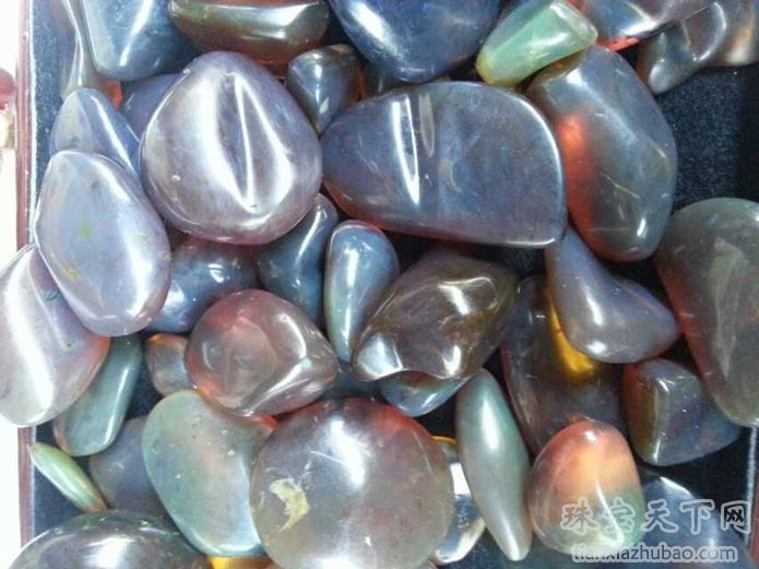 缅甸皮壳好卖相不错好货一批雕料棕蓝珀