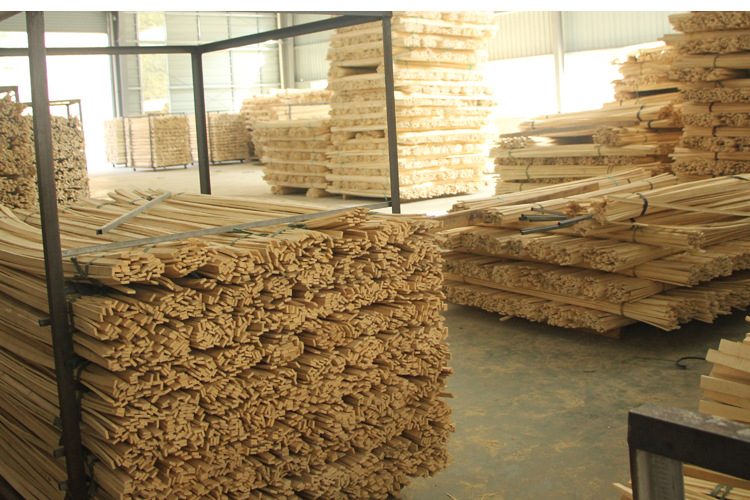 福建竹板工厂供应可定制尺寸竹制品原材料碳化中横板竹木板材批发图片