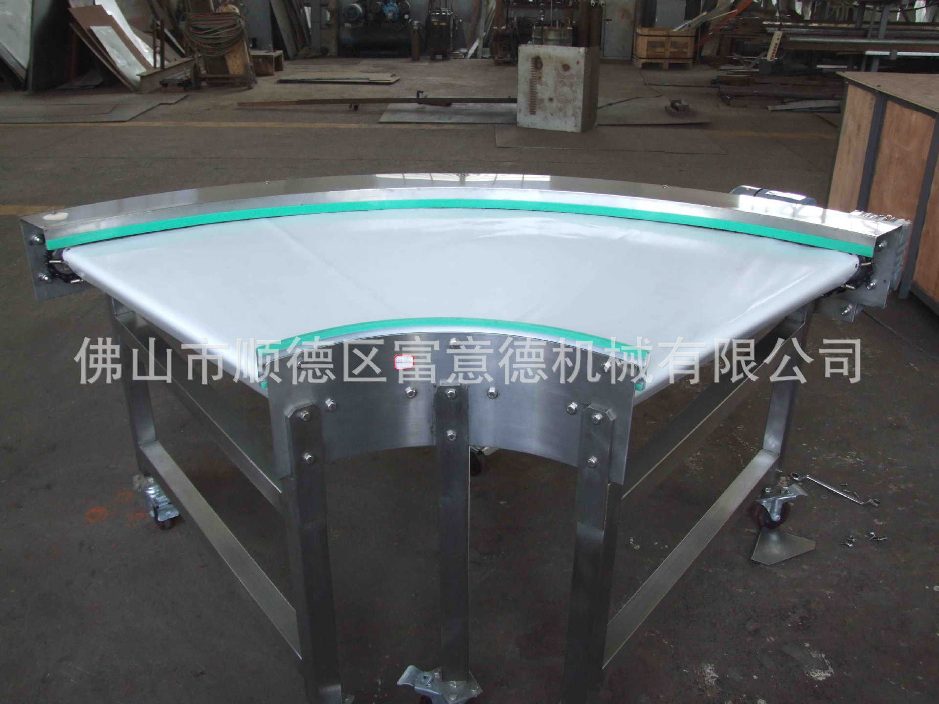 foto 90 degree turning conveyo