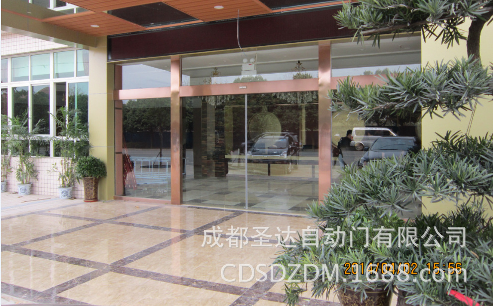 青白江酒店感应门6