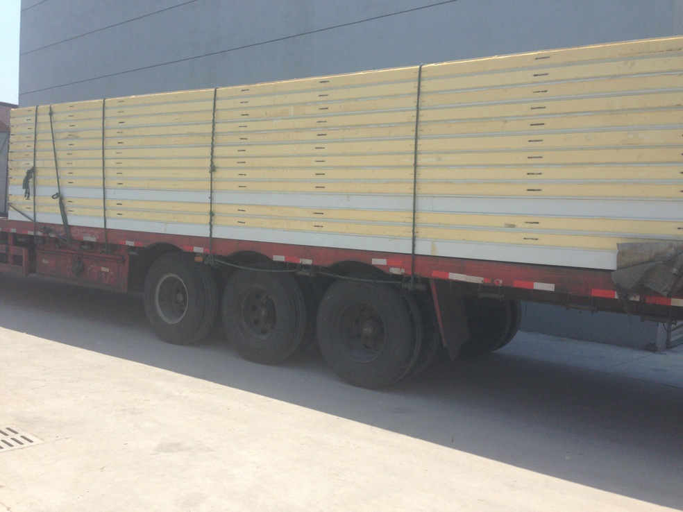 915265706_1255508291