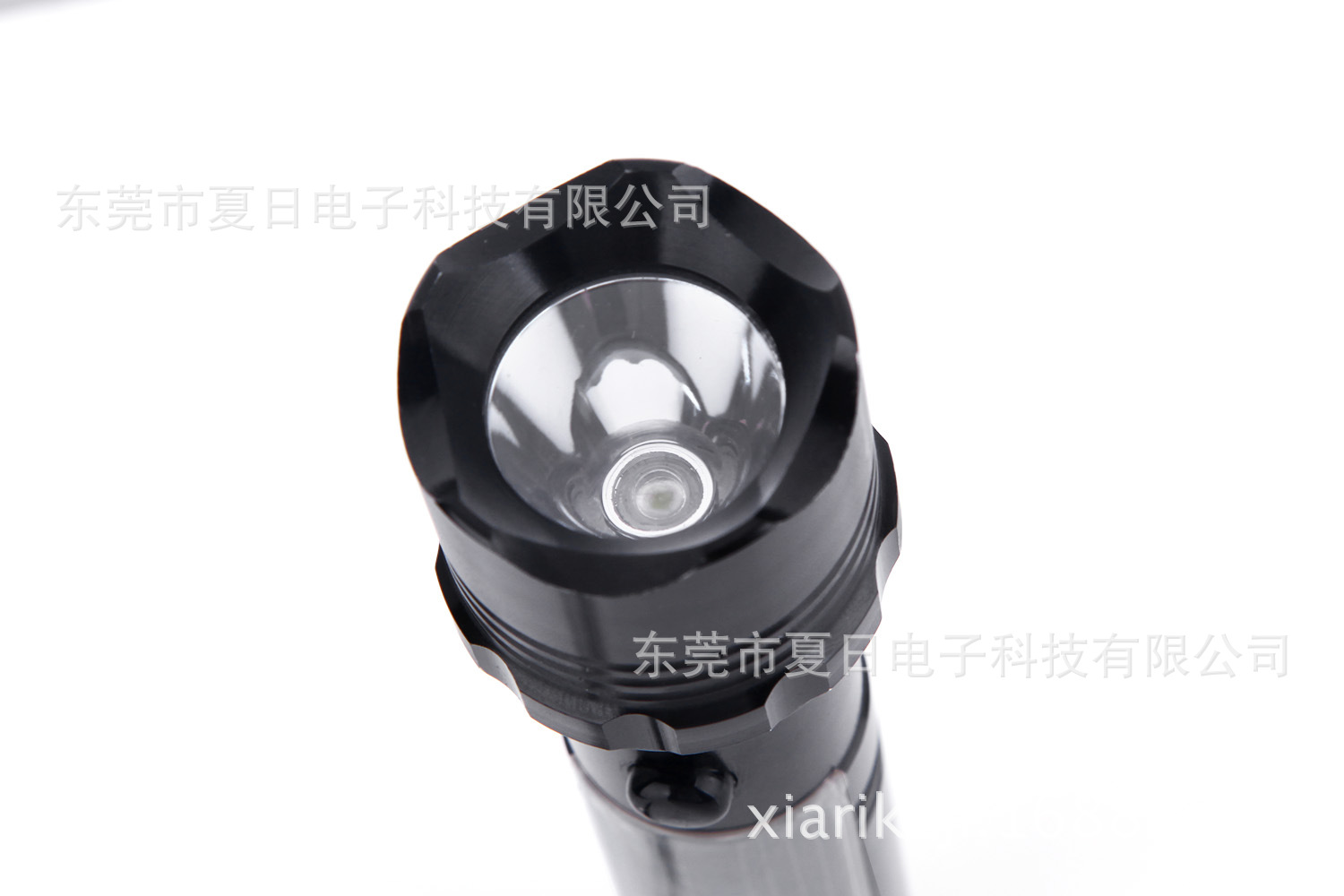 太阳能强光手电筒