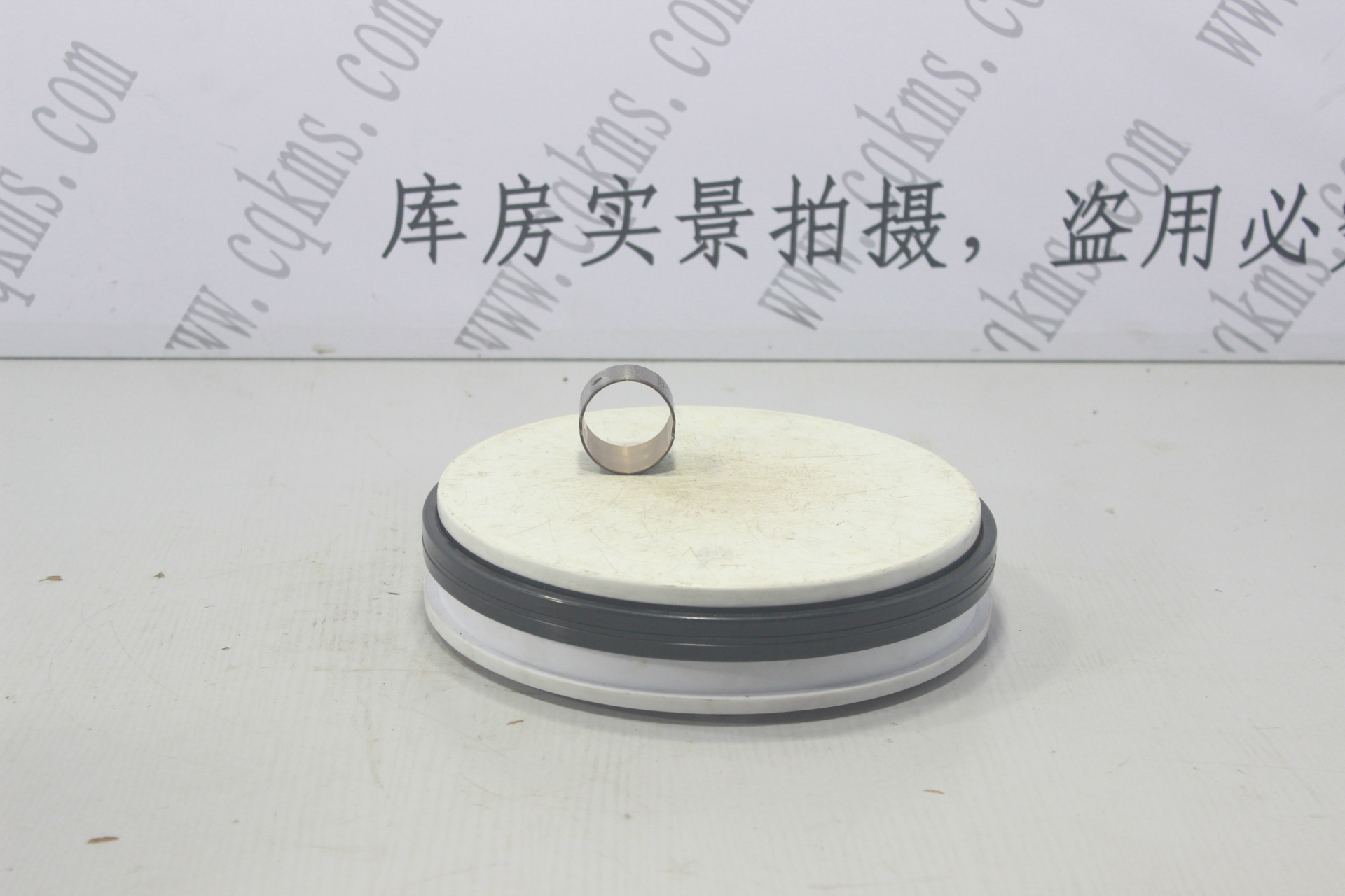 kms06028-4891178-衬套---参考规格高3.7*直径4.3*内直径4CM-参考重量0.045Kg净重-0.045Kg净重图片4