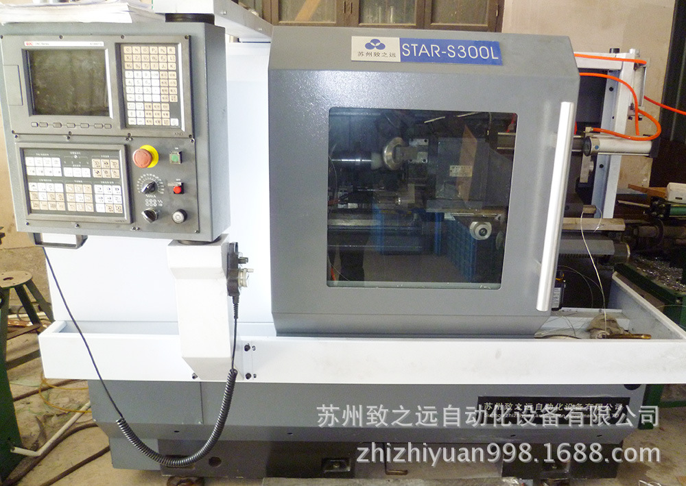 高效率高精密多功能全自动数控旋压机床