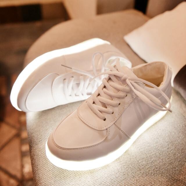 2014韩版发光鞋夜光鞋USB充电七彩LED灯光鞋女板鞋运动时尚球鞋