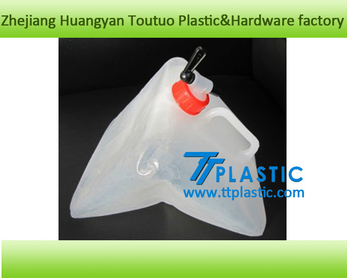 camping water carrier