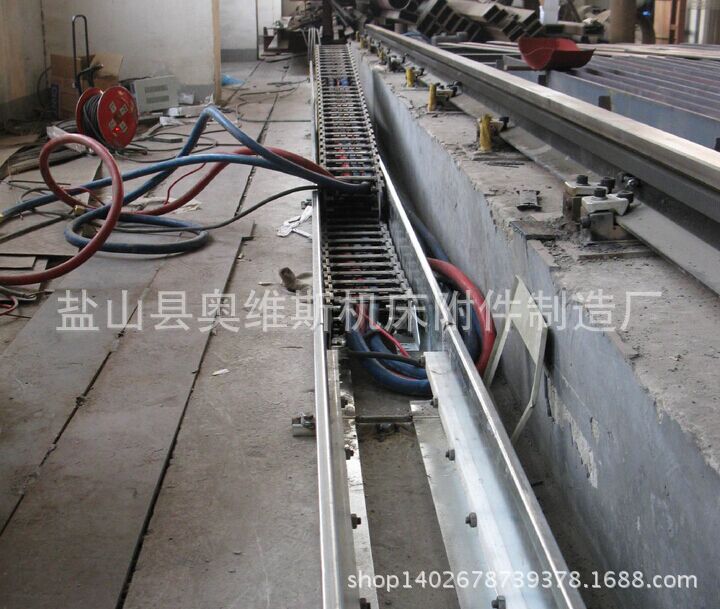 塑料拖链批发厂家 坦克链生产厂家