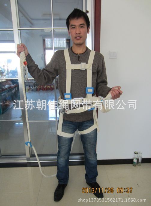 1131150509_1629440963