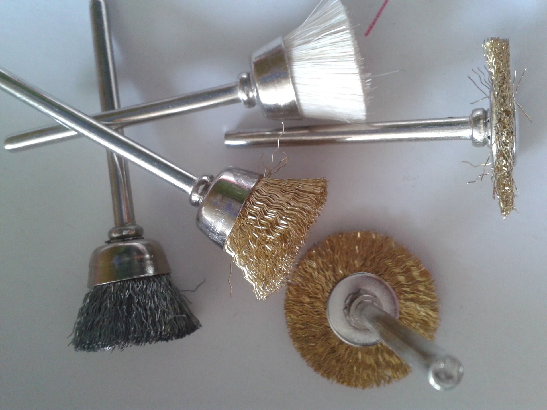 供应碗形钢丝刷,铜丝刷,宗毛刷、非标毛刷球