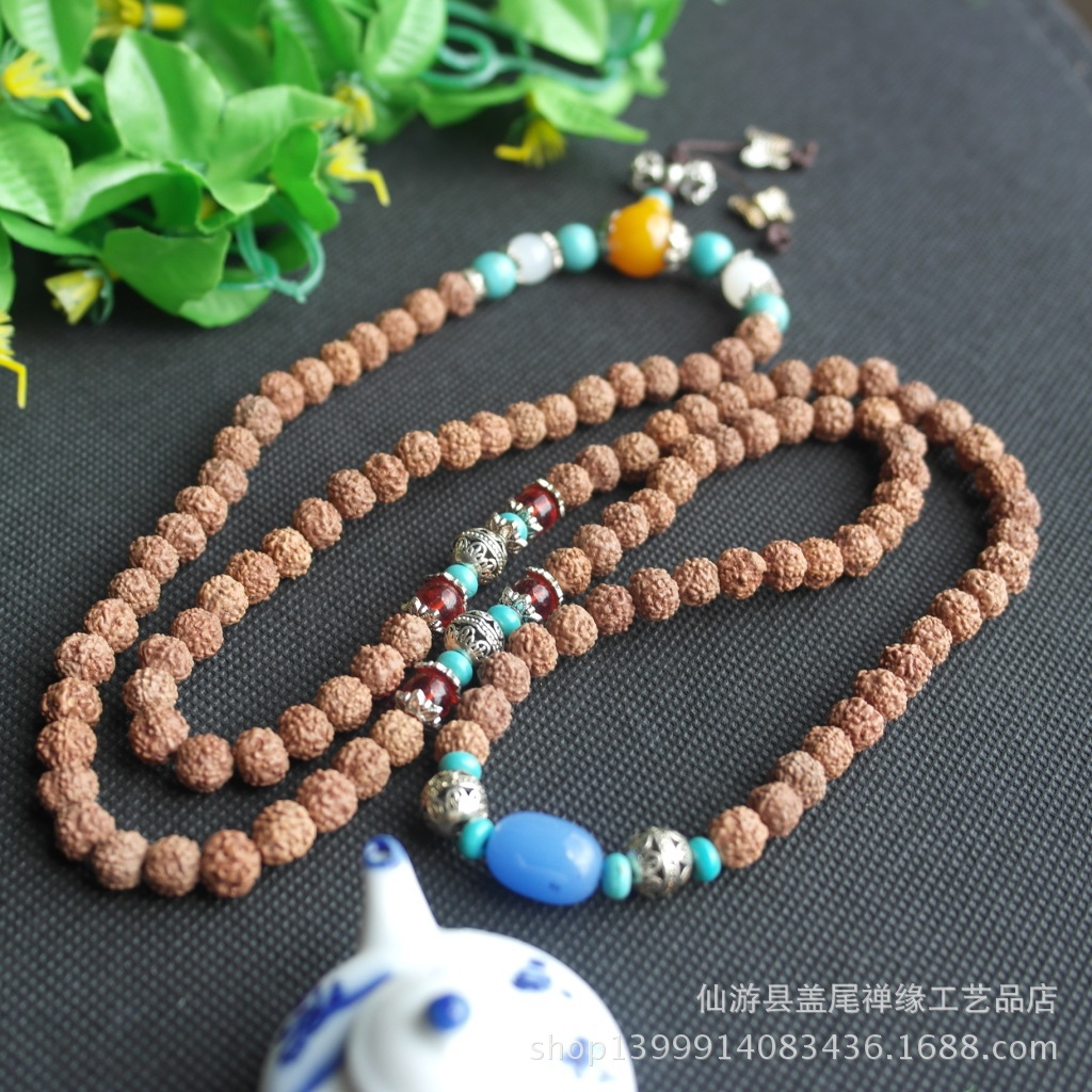 小金刚精品款式,邀请 知名韩企饰品设计师精心制作,各类配件与菩提子
