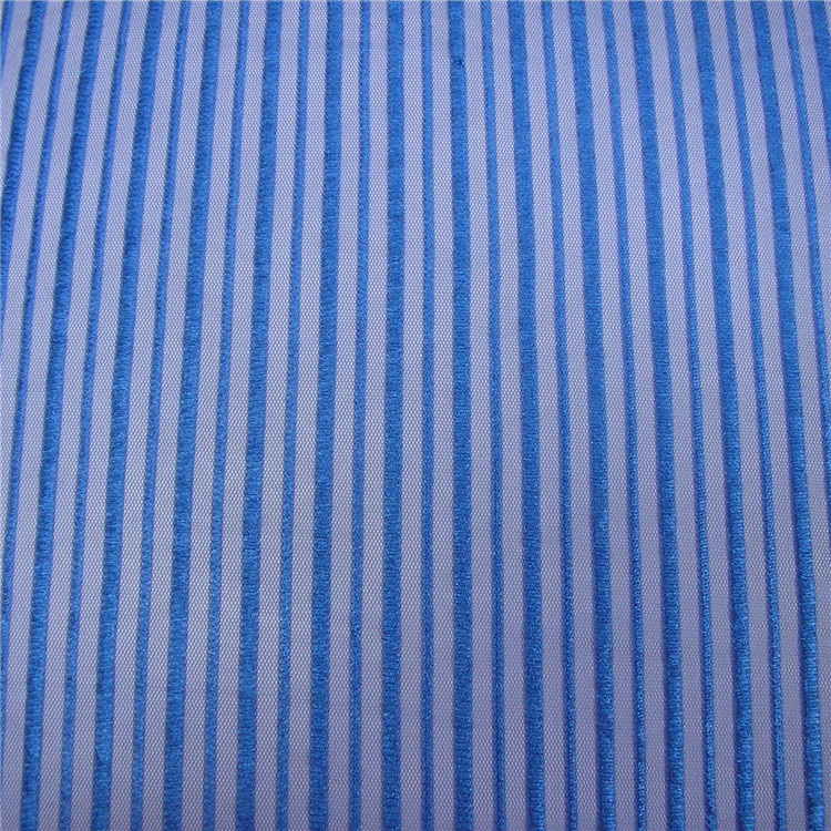 小直條紋細(xì)節(jié)圖1