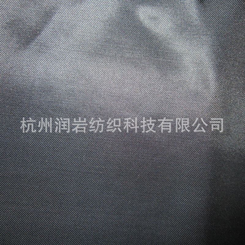 人丝莫代尔