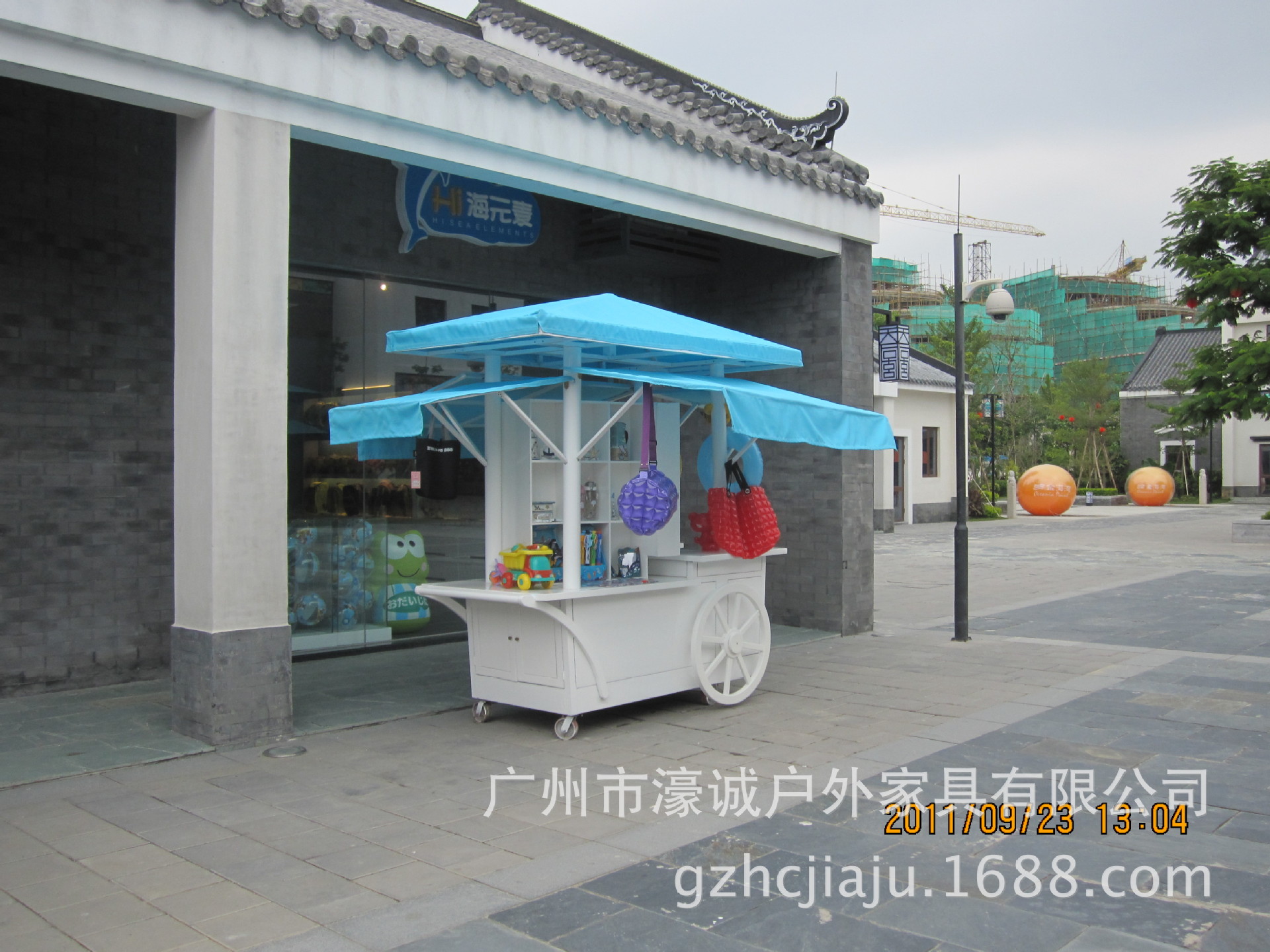 批发订制户外配套设施实木售货车,方形优质山樟木售货车HC03