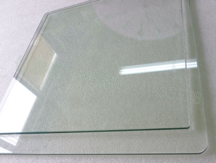 深圳玻璃厂加工高透钢化玻璃 超白高透钢化玻璃4mm