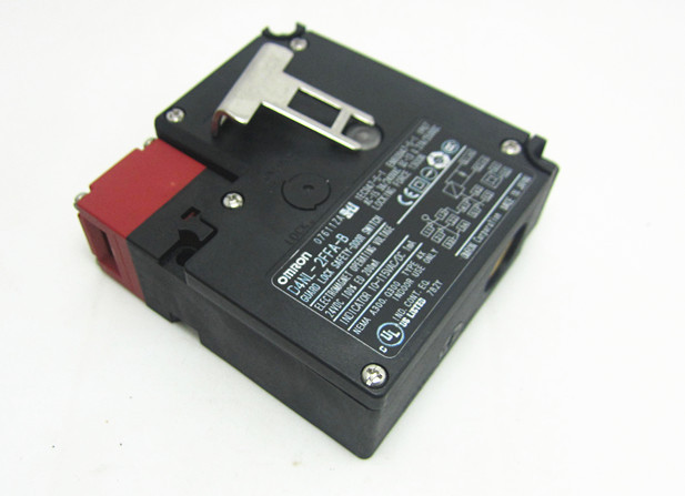 原装欧姆龙防护锁安全门开关 d4nl-2ffa-b 24vdc 假一罚十 特价