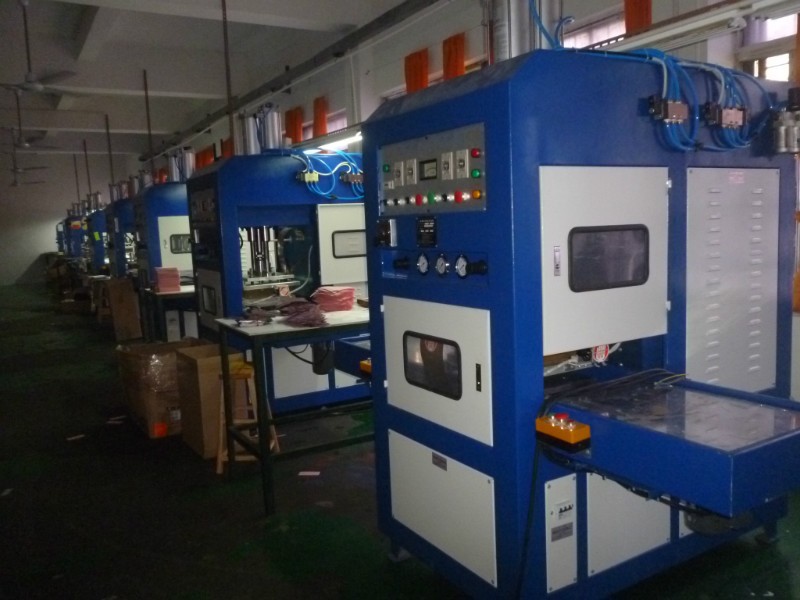 c587cc1f3281cb75e783a66a92613c