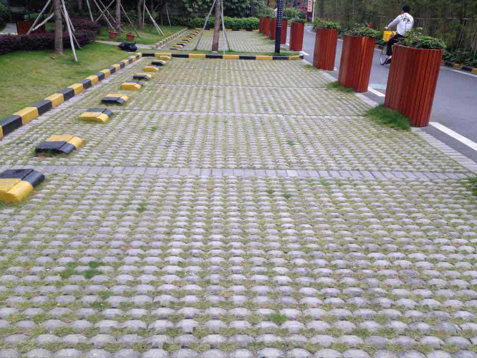 深圳,惠州,东莞植草砖,环保砖,透水砖,彩砖