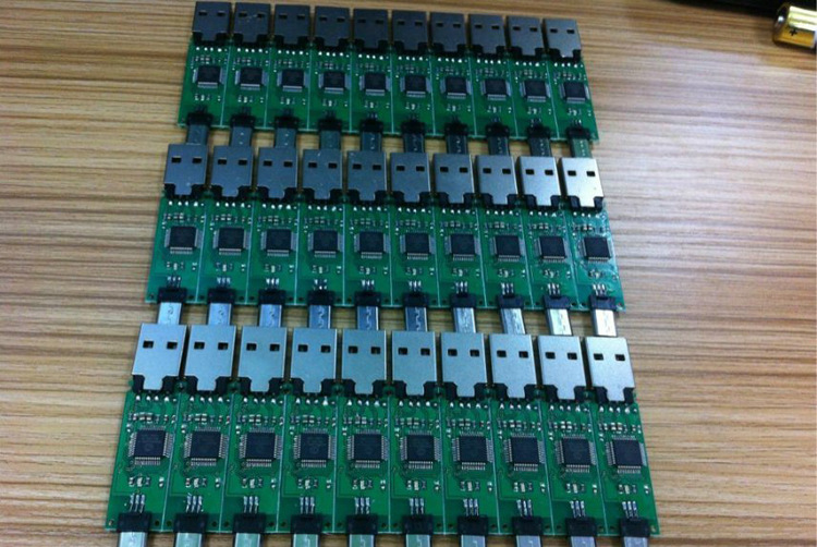 检测u盘芯片型号_芯片精灵检测u盘_u盘芯片检测不出来