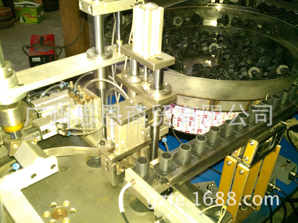 自动装配机 (2)