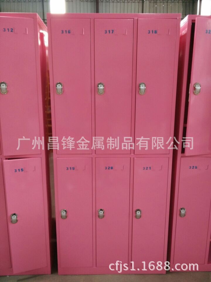 感应锁六门更衣柜