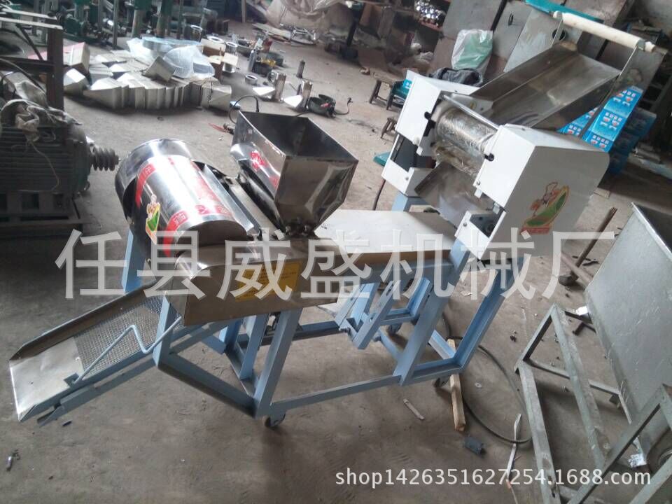 带减速机的江米条机1