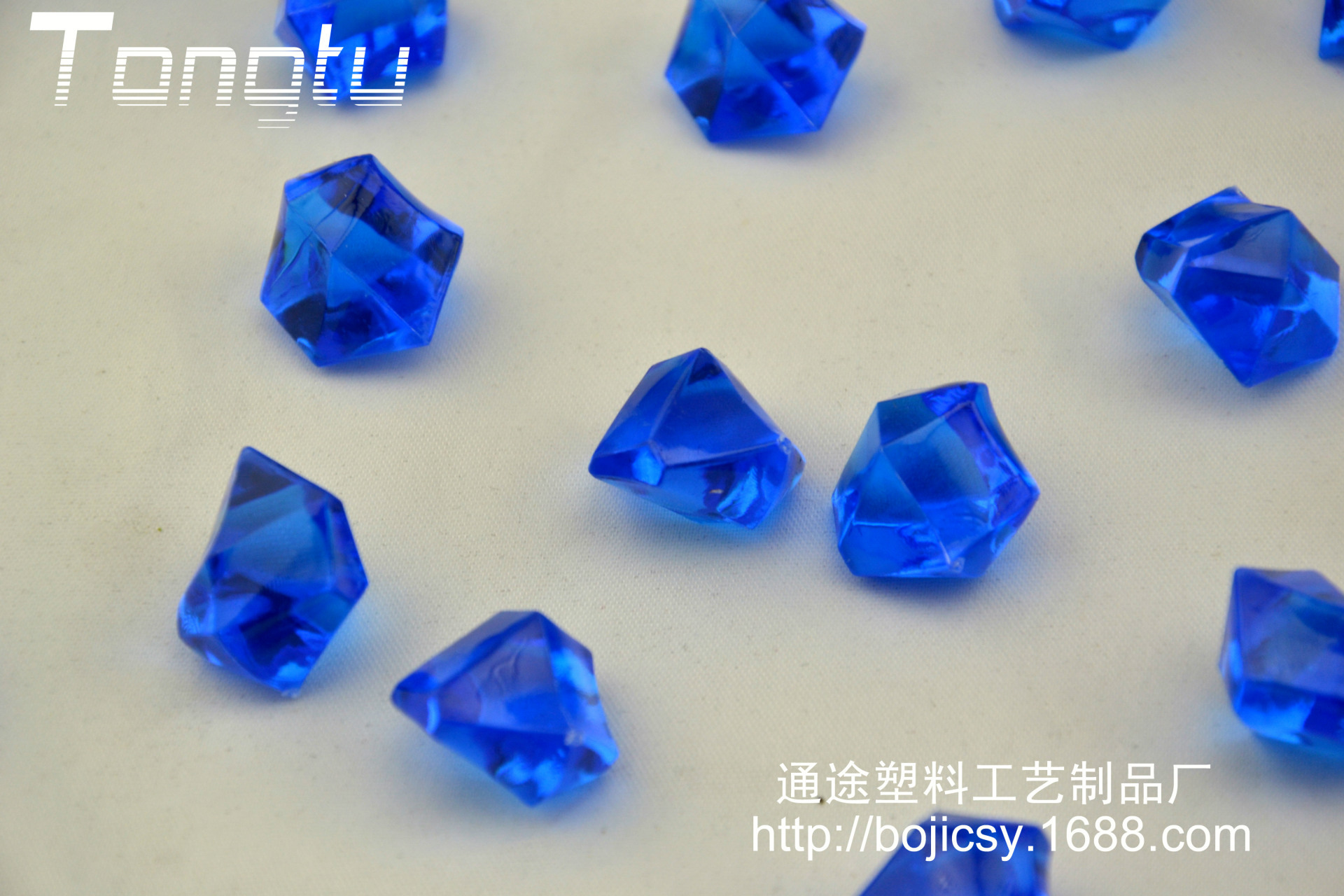 2克冰块 亚克力水晶石 冰块石头 塑料彩石 不规则石头