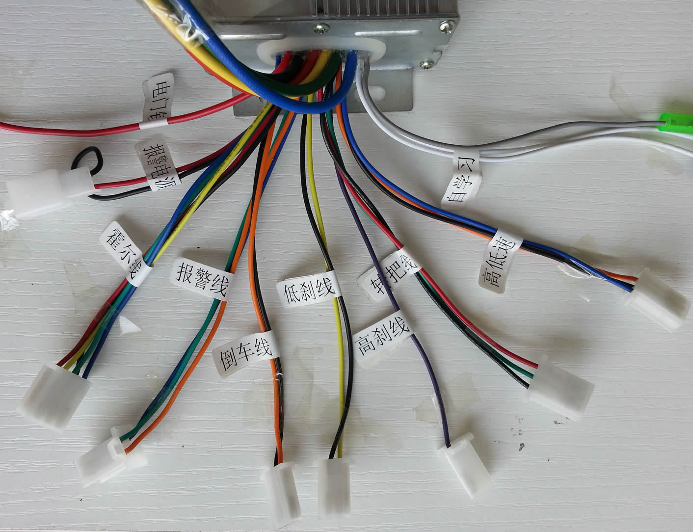 厂家批发 36v48v 6管 350w 无刷 直流 双模 电动自行车控制器
