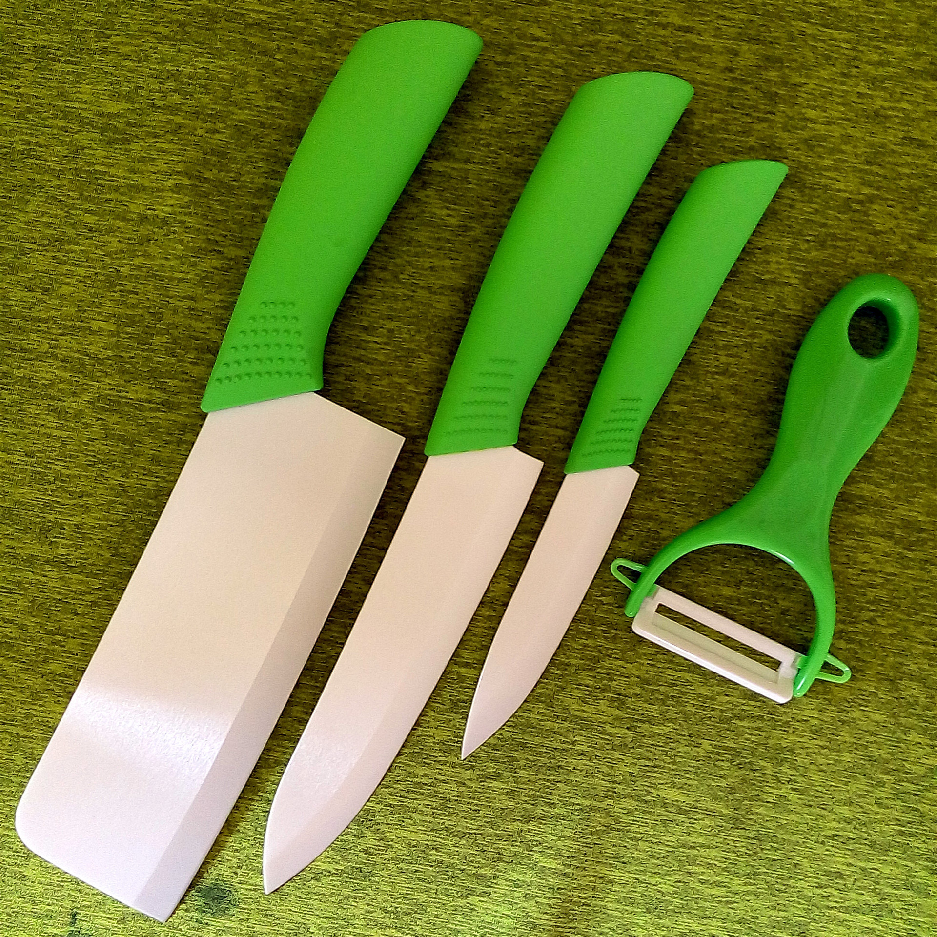 氧化锆陶瓷刀(zirconia ceramic knife)号称"陶瓷钢",具有耐腐蚀不