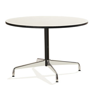 Eames table ķ˹AǢՄx了sOӋ