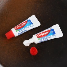 高露潔牙膏酒店賓館客房一次性牙膏剃須膏黑妹中華金妹