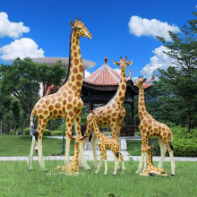 仿真長頸鹿雕塑戶外玻璃鋼動物擺件大公園林小品景觀幼兒園裝飾品