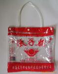 供应PVC手袋,拉链袋,化妆品袋,胶骨袋,铝牌