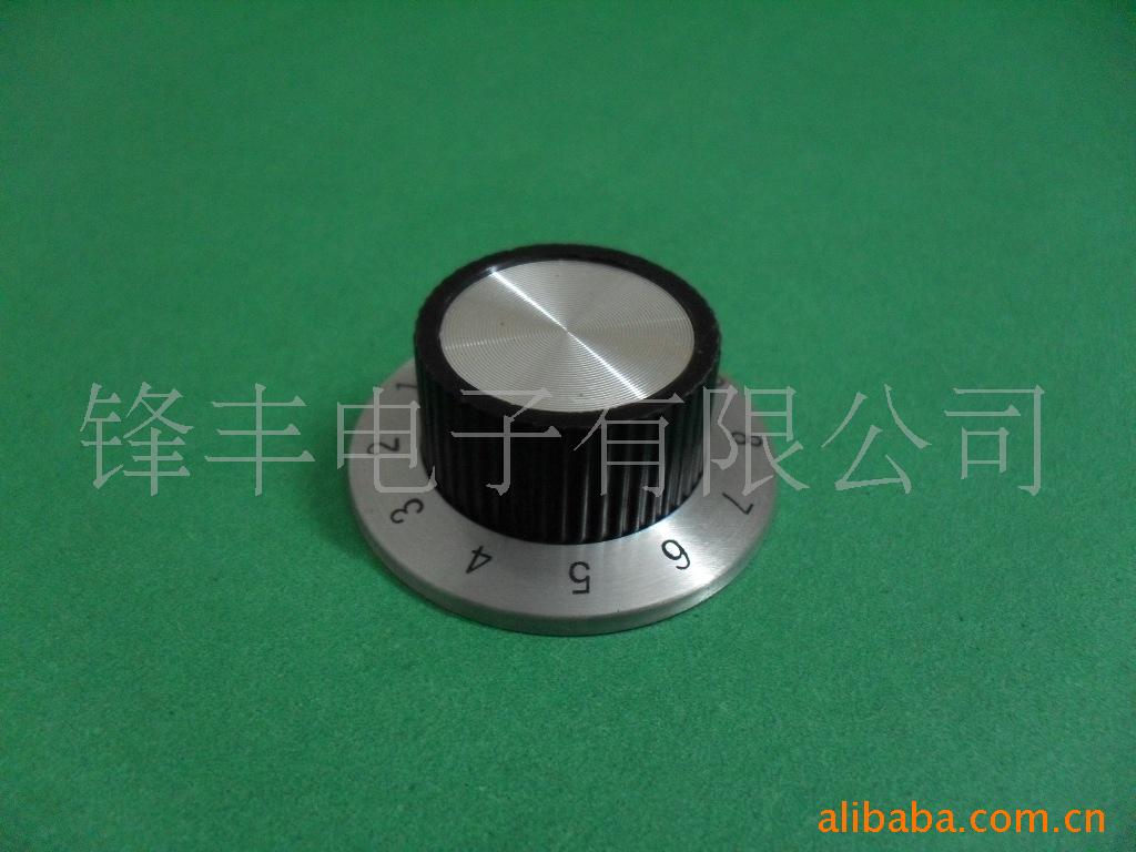 此旋钮使用电木和铝合金组成,广泛应用于电机,焊接机等机械,内孔有6mm