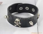 ����ͷ��Ƥ����Skull bracelet�ں�Ƥ��