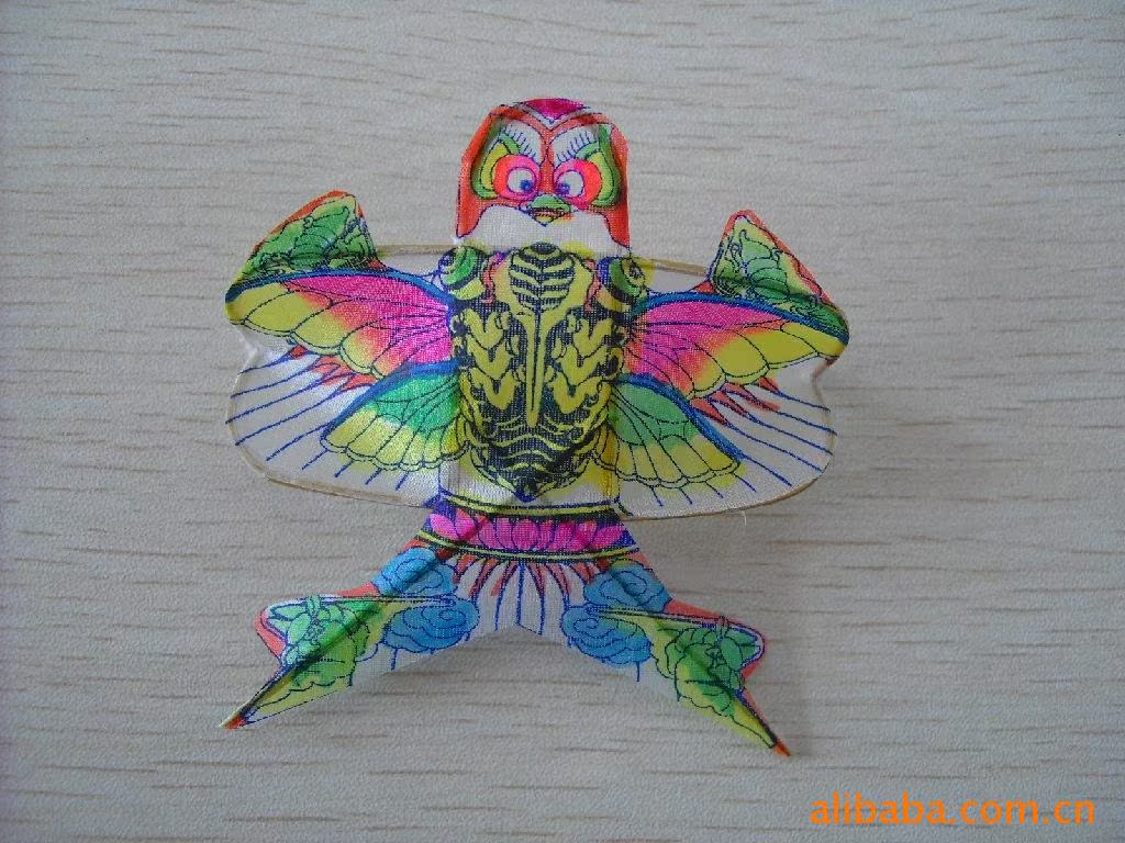 主营产品:围裙,广告围裙,促销围裙,涤棉广告围裙,全棉广告围裙,风筝,广告风筝,三角广告风筝,菱形广告风筝,潍坊风筝,儿童风筝,礼品风筝,精品风筝,微型风筝,促销服,蓝大褂,白大褂,厨师服,促销服,形象服