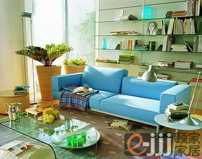 �Ҿ�װ�ޱ����� �˼��˰���ʱ�д��� �Ҿ����Ѿ���̸ ������� �Ҿ�װ�� ����� 